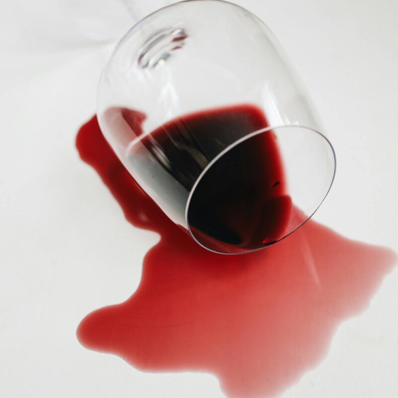 Vino y manchas dentales | Clínica Dental Valencia Marien Morata