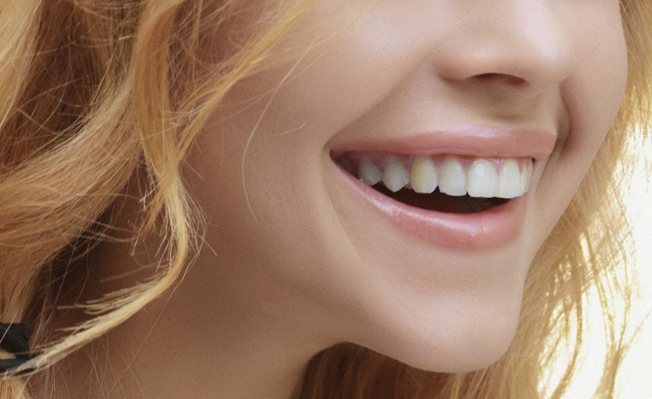 Los beneficios del procedimiento de contorneado estético dental