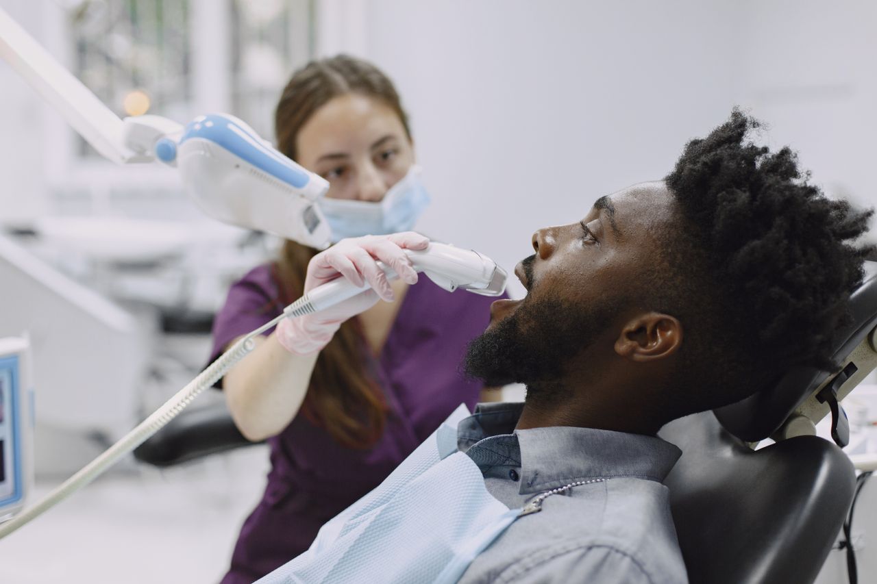 ¿Es el escaneado dental 3D seguro para la salud?