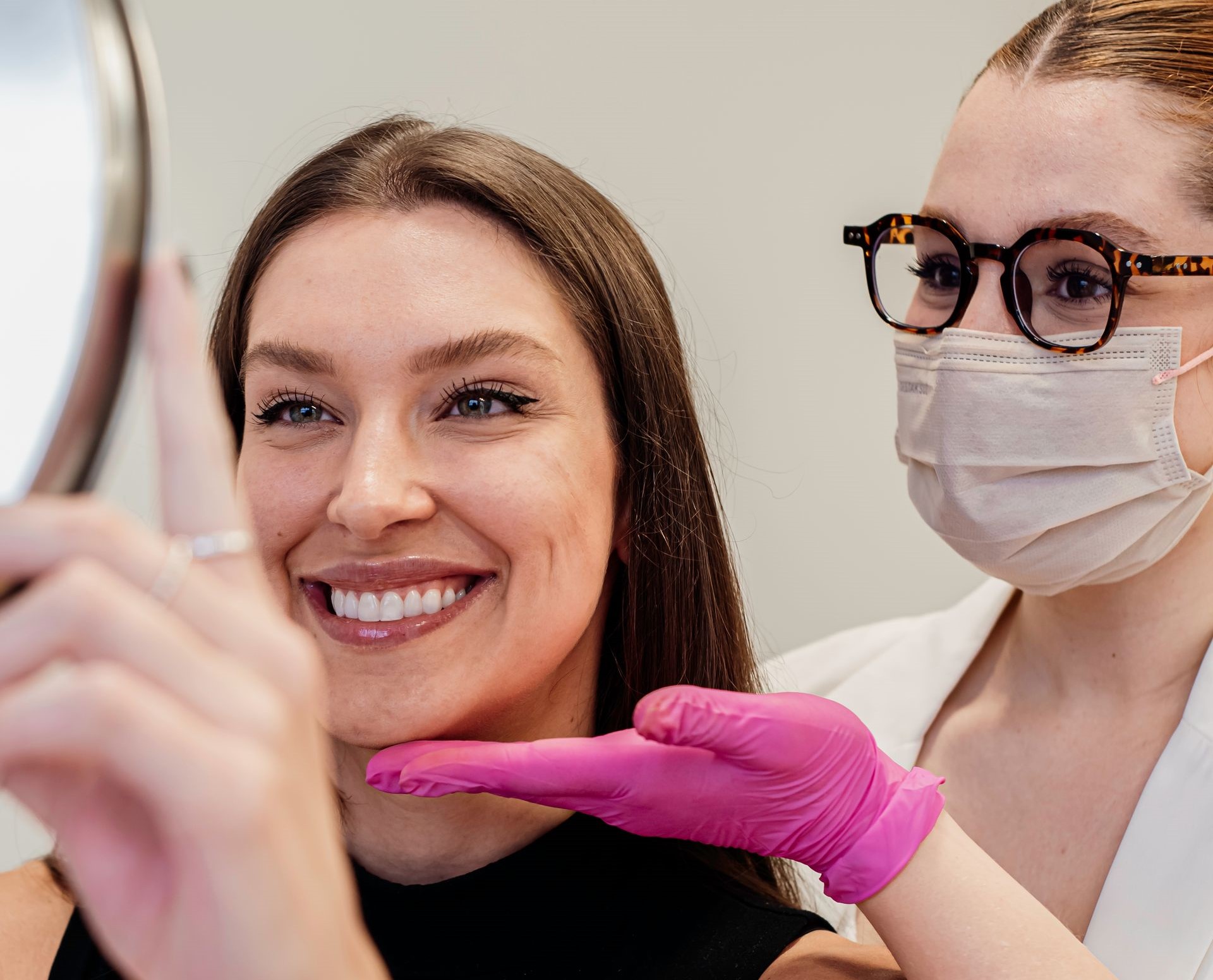 ¿Cuánto dura un blanqueamiento dental profesional?