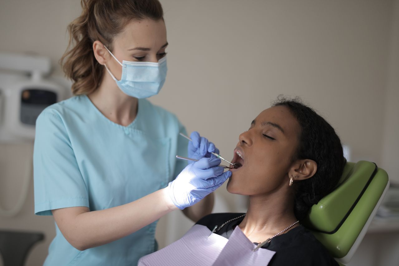 En Cataluña lanzan una red solidaria llamada “Dientes Justos”